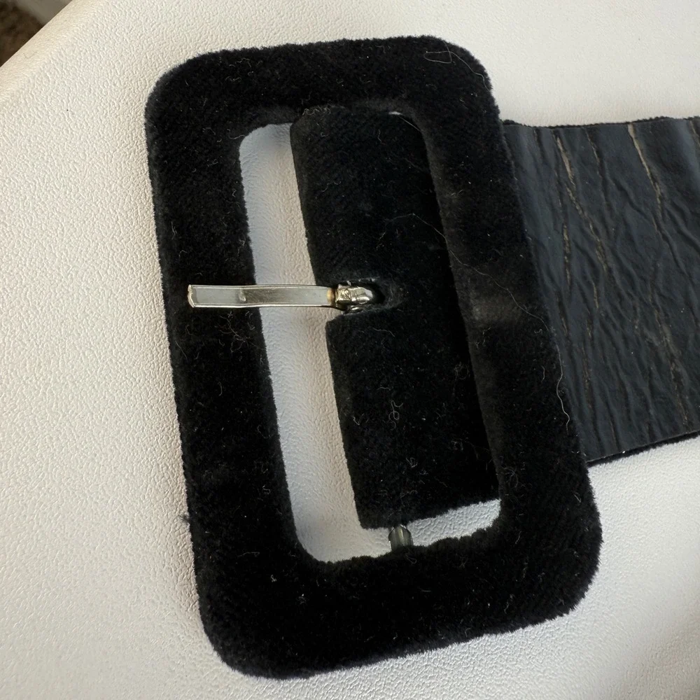Vintage The Limited Rhinestone‎ Belt Velvet Womens Size Large Hollywood Glam